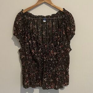 🍁Old Navy Black Floral Blouse